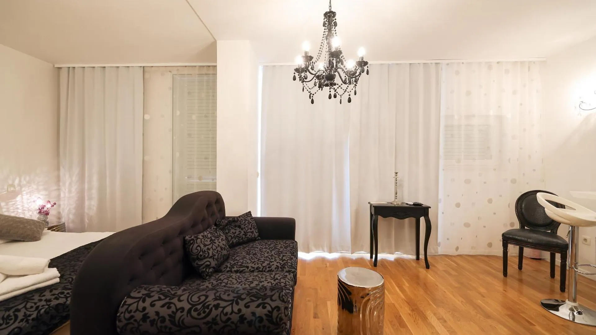 Tinel Superior Residence Zadar