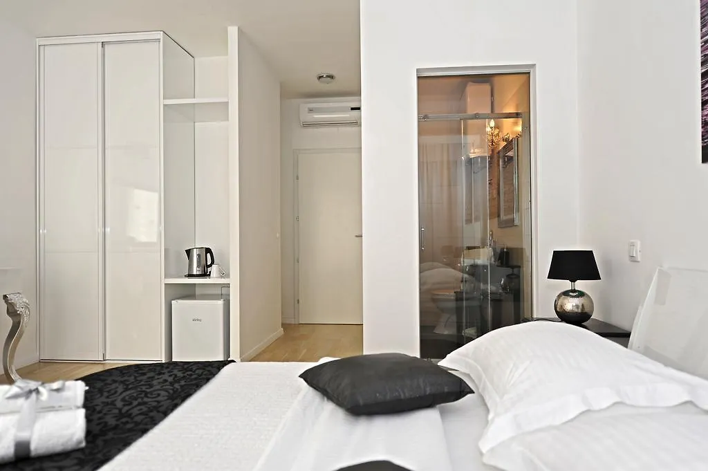 Tinel Superior Residence Zadar Guest house